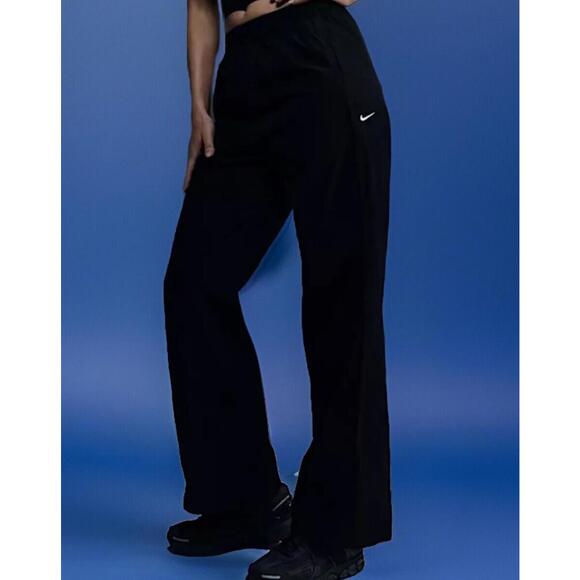 Nike Pants - $90 Women’s Nike Windrunner High-Waisted Woven Open-Hem Pants FV7655-010 SIZE XS